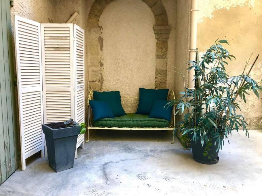Ulysse, Appartement Spacieux Au Centre Historique D'Uzes En Rez-De-Chaussee Avec Exterieur, Proche Parking Des Marroniers エクステリア 写真